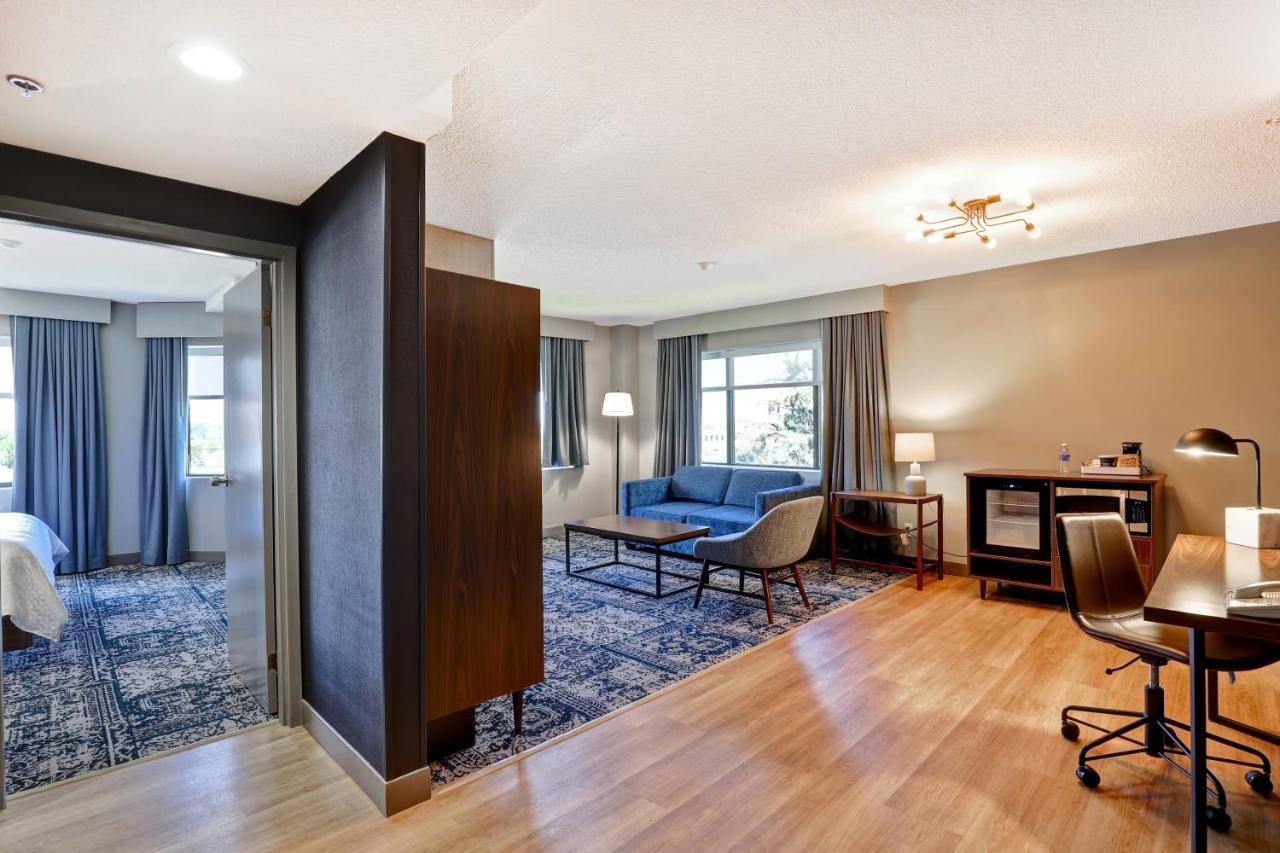 Four Points By Sheraton St. Catharines Niagara Suites Thorold Exterior photo