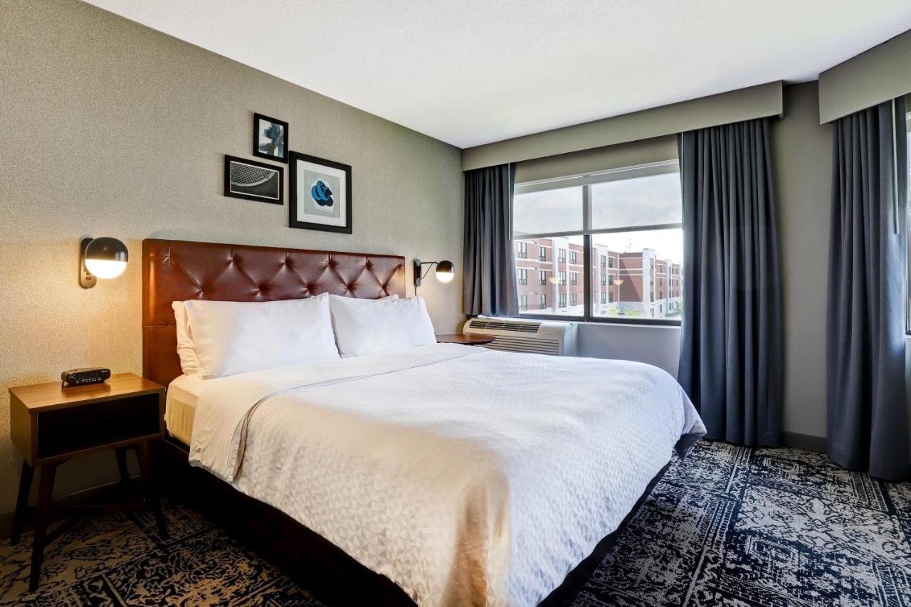 Four Points By Sheraton St. Catharines Niagara Suites Thorold Exterior photo