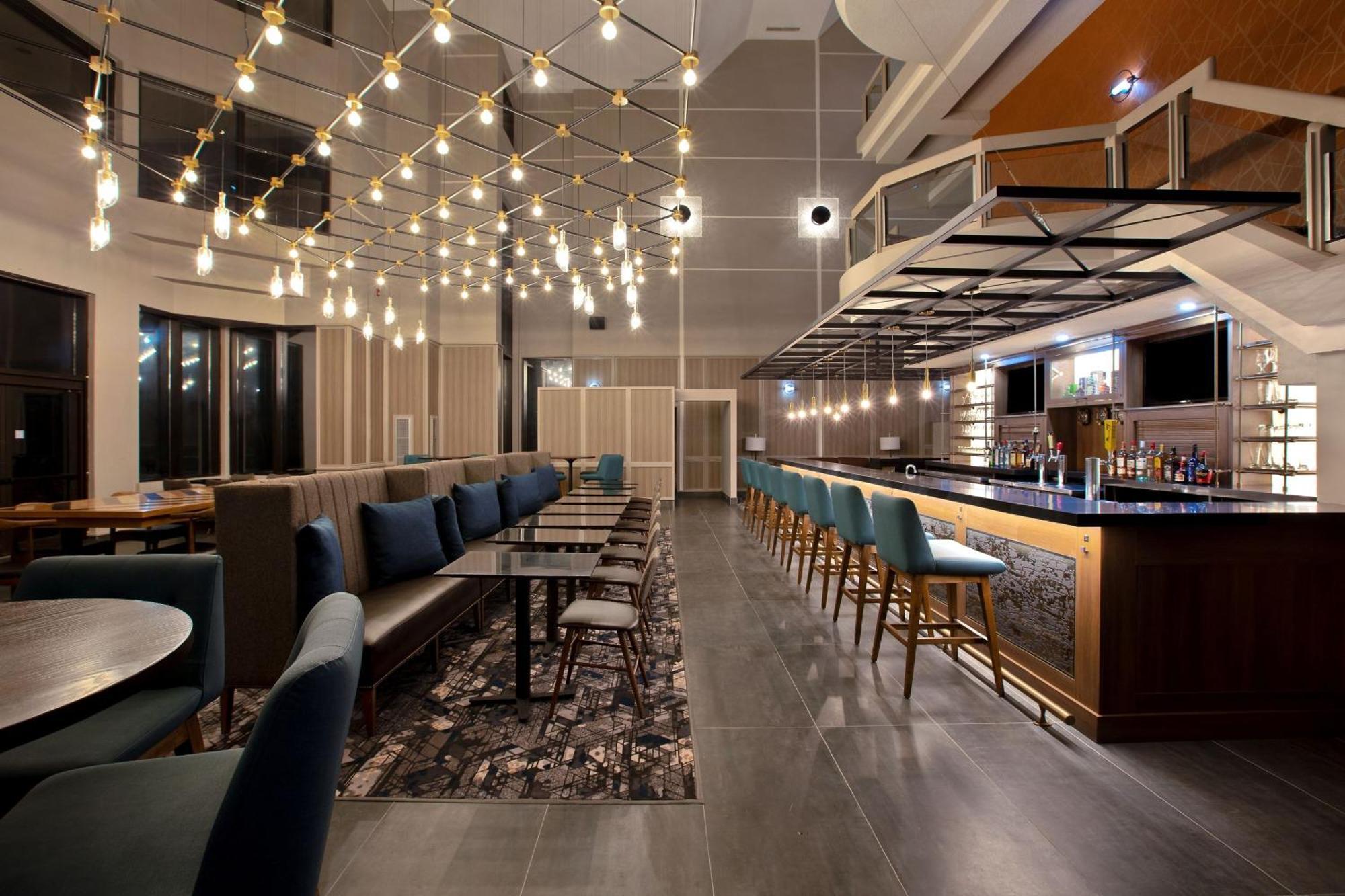 Four Points By Sheraton St. Catharines Niagara Suites Thorold Exterior photo