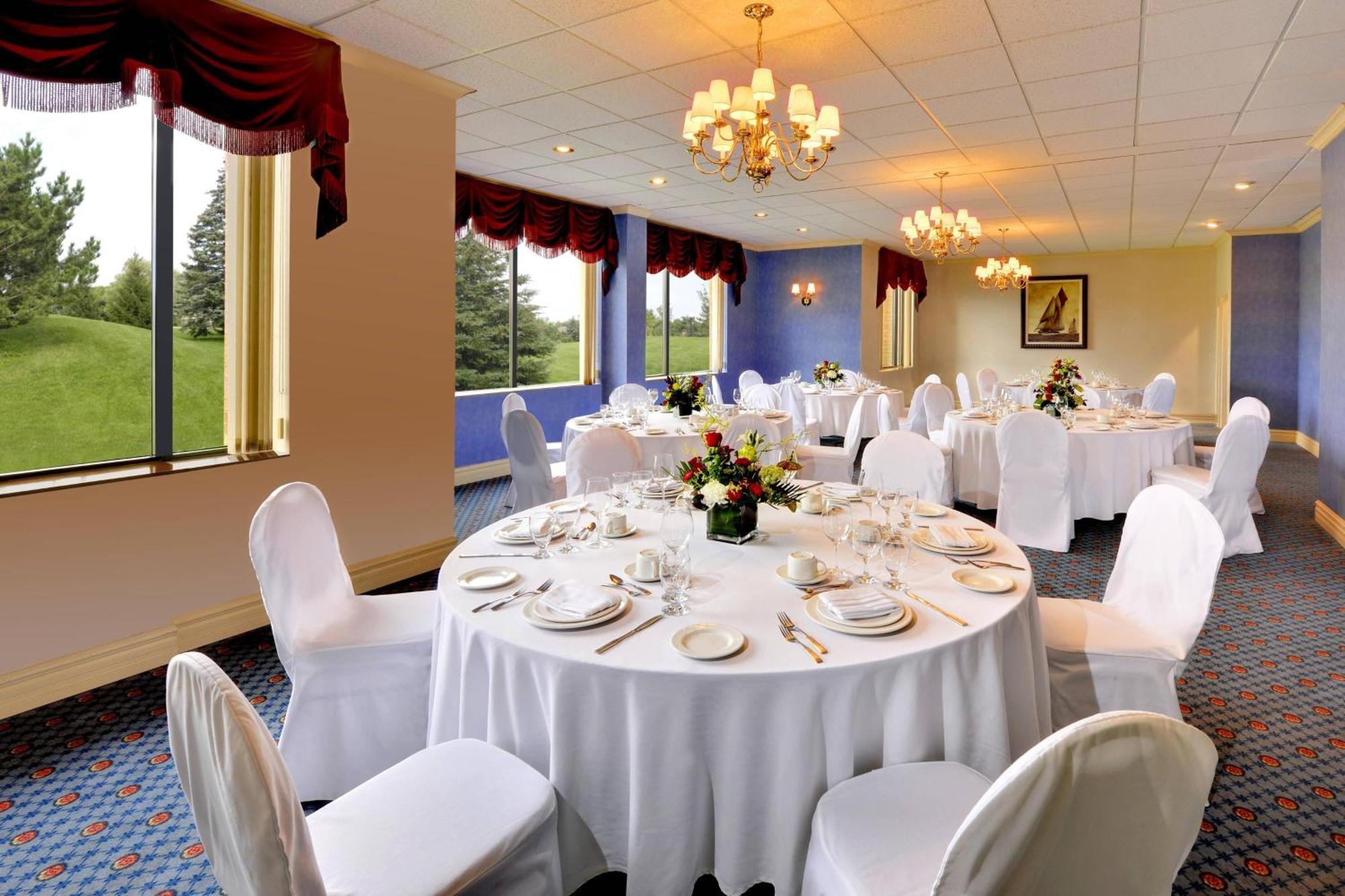 Four Points By Sheraton St. Catharines Niagara Suites Thorold Exterior photo