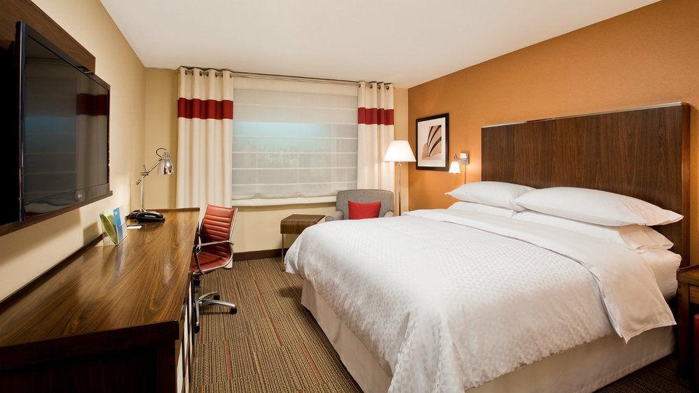 Four Points By Sheraton St. Catharines Niagara Suites Thorold Exterior photo