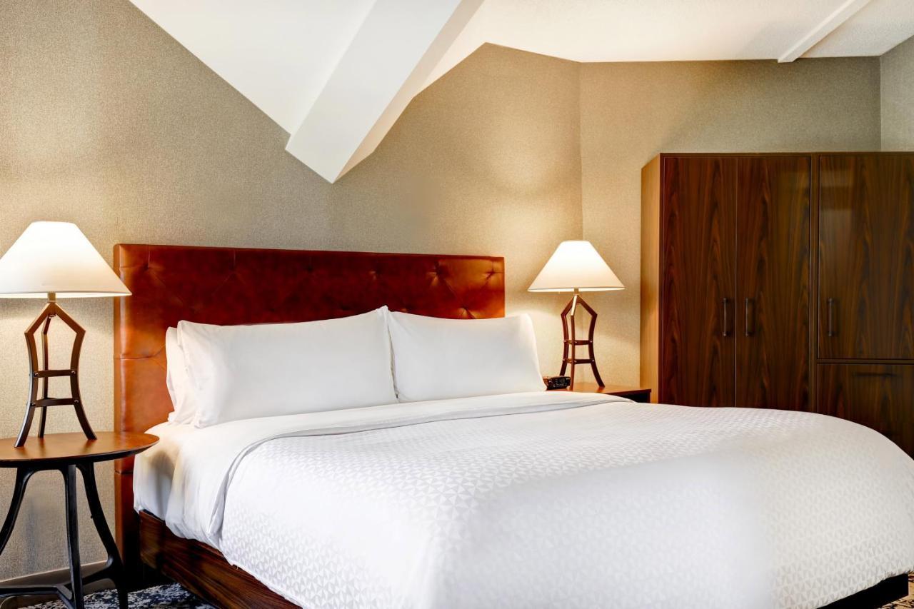 Four Points By Sheraton St. Catharines Niagara Suites Thorold Exterior photo